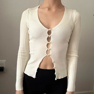 urban outfitters ribbed dainty pearl long sleeve